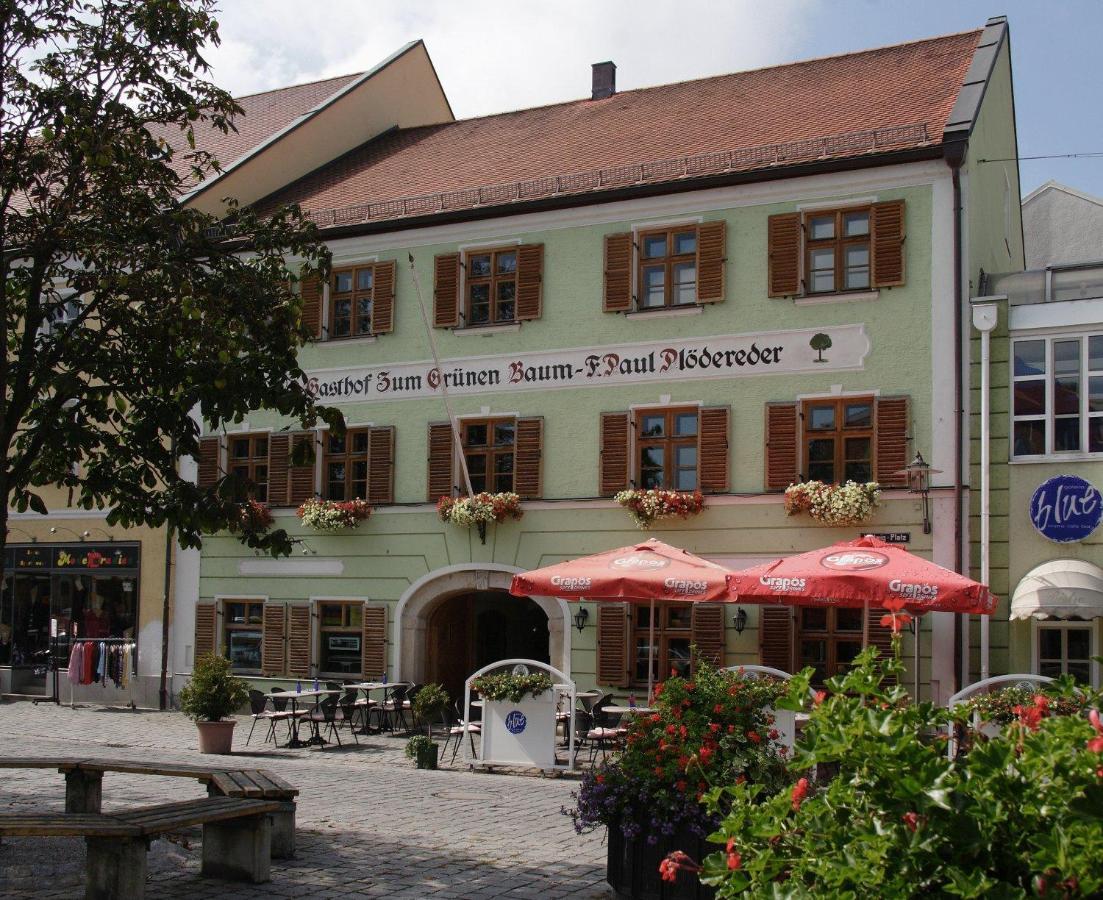 Hotel Zum Grunen Baum Plattling Eksteriør billede